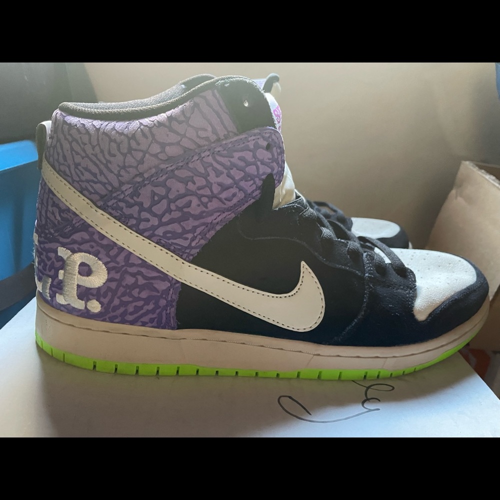 Dunk High Prm SB Send Help 2 2013